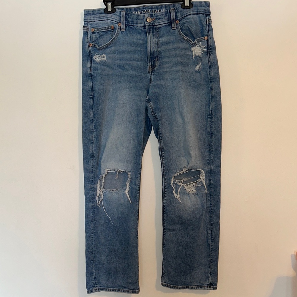 American Eagle Women’s Curvy Straight Medium-wash Jeans